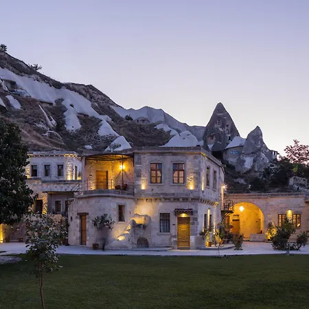 Lunar Cappadocia Göreme