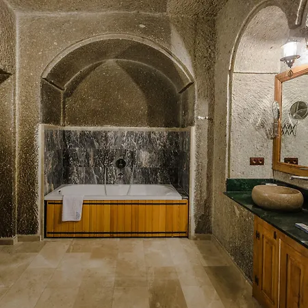 Lunar Cappadocia 2*