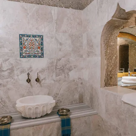 Lunar Cappadocia Göreme