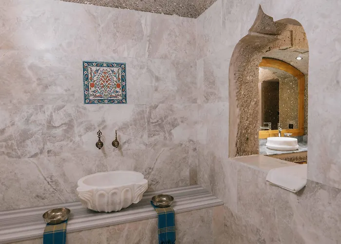 Lunar Cappadocia Göreme