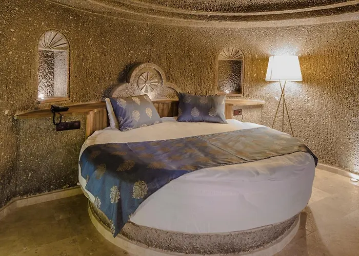 Lunar Cappadocia 괴레메